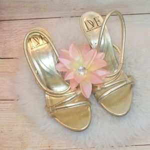 NWOT DIANE von FURSTENBERG gold strappy he…